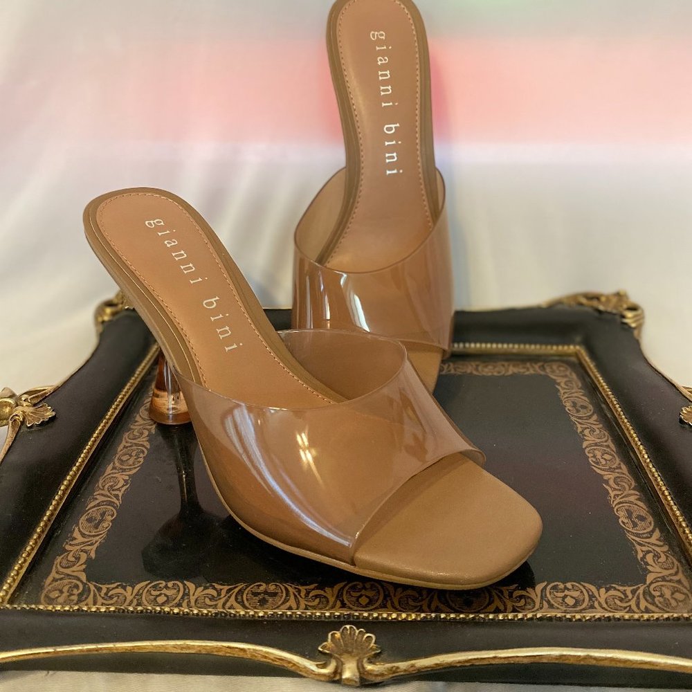 Gianni Bini Nude Tan Patent Slide Sandals